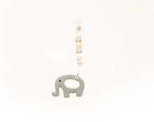 Load image into Gallery viewer, Elelphant Teether Toy Clip